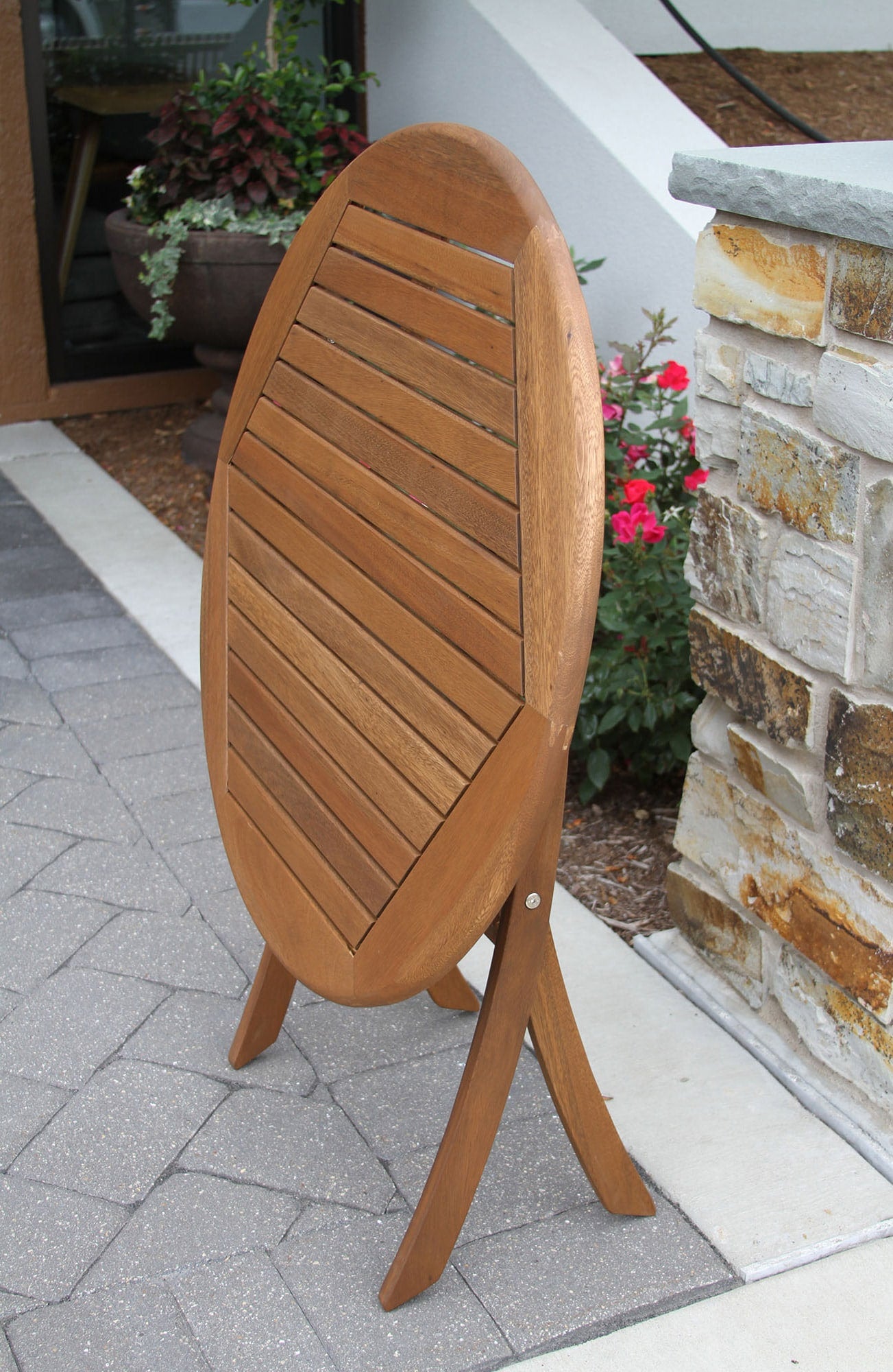 30" Round Eucalyptus Bistro Set - Thumbnail 3