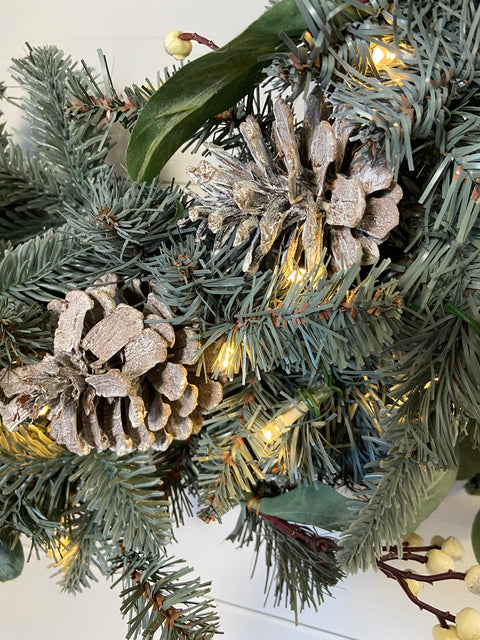 Mount Olympus Wreath – 24" (Artificial, Pre-Lit)