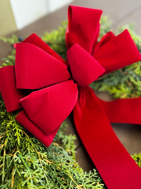 #40 8-Loop Velvet Brick Bow