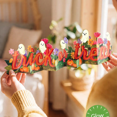 Ghostly Greetings Accordion Card