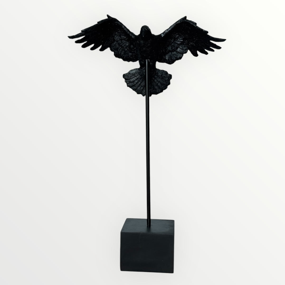 Armstrong Garden Centers Resin Crow on Pole