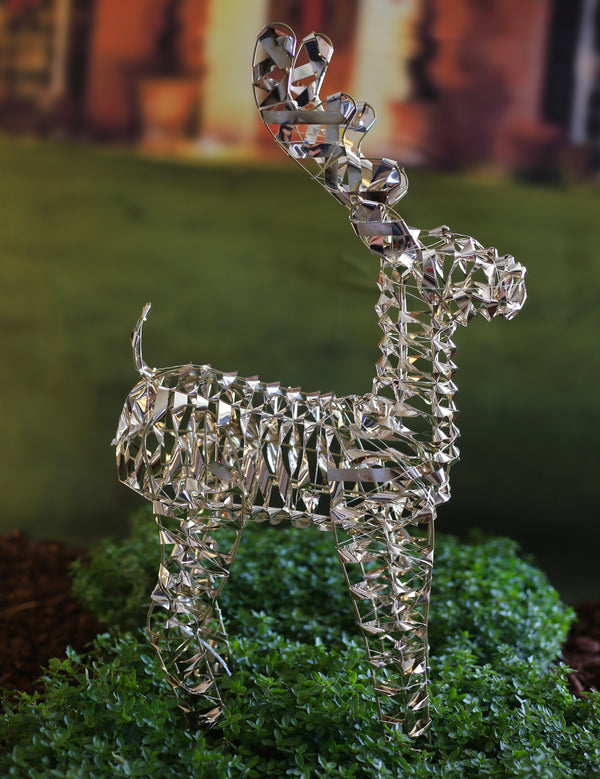 Lumineo Micro LED Reindeer – Gold (26 in)